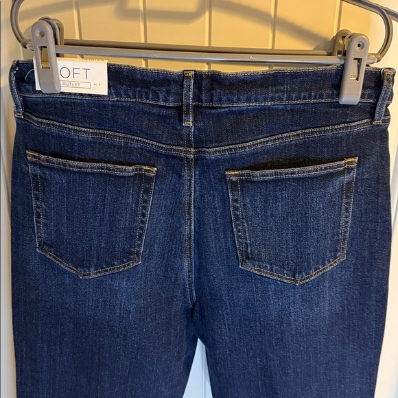 *NEW* LOFT Outlet Slim Straight High Rise Dark Wash Cuffed Denim Jeans Size 14 - Picture 4 of 9